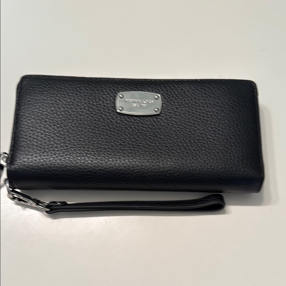 Black Leather Wristlet Wallet